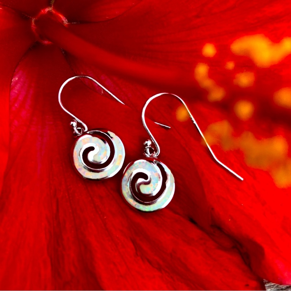 Shell Earrings - Picture 3 of 3